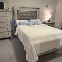 Queen Bedroom Set with Memory Foam Mattress 