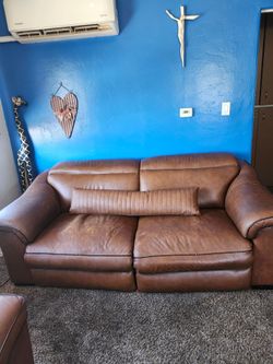 Couch in sell