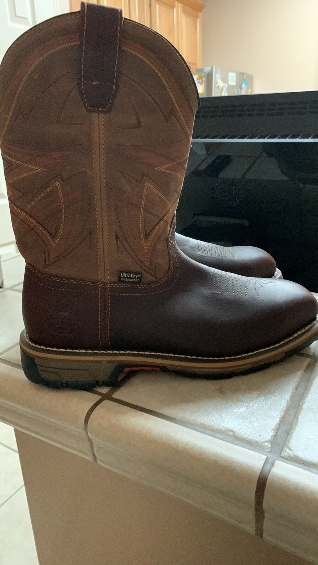 Men Work Boots New Size 9