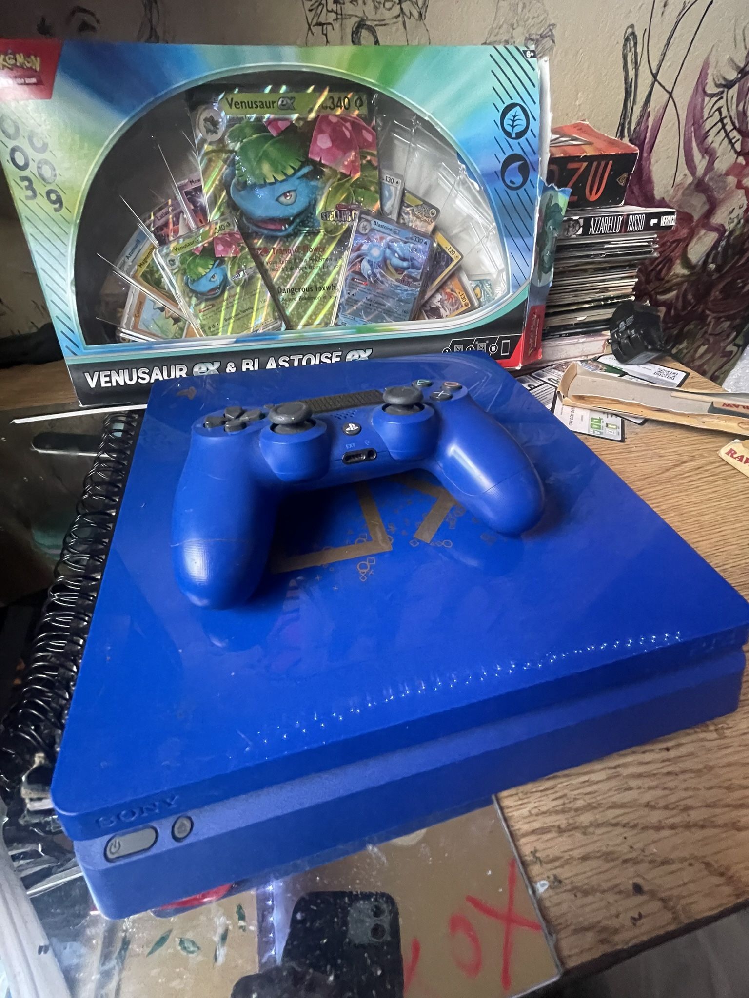 🔵 PS4 Slim 1TB – Days of Play Limited Edition – Blue & Gold 🔥