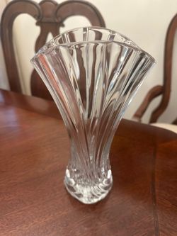 Vase each