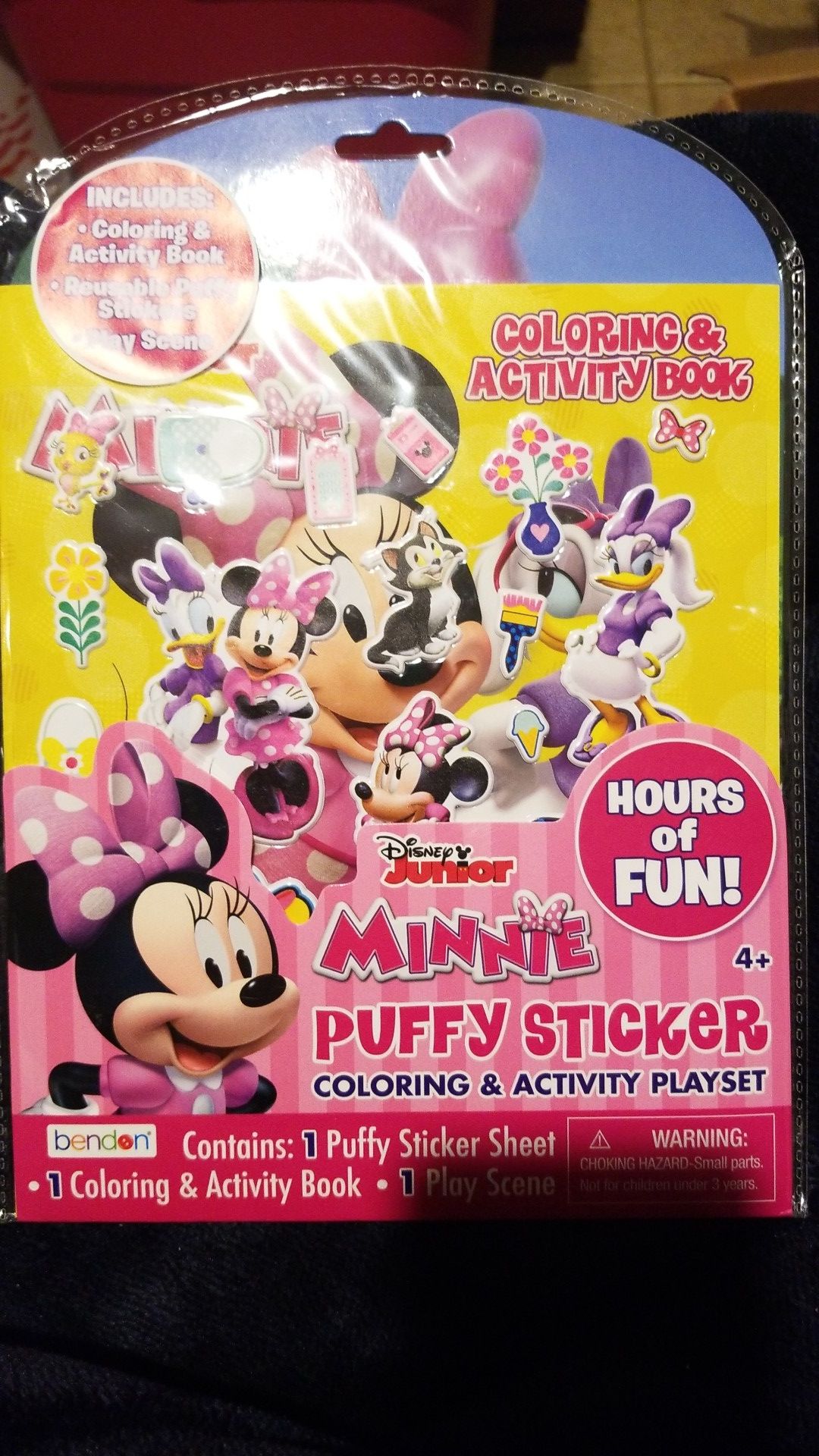 Minnie coloring and activity playset