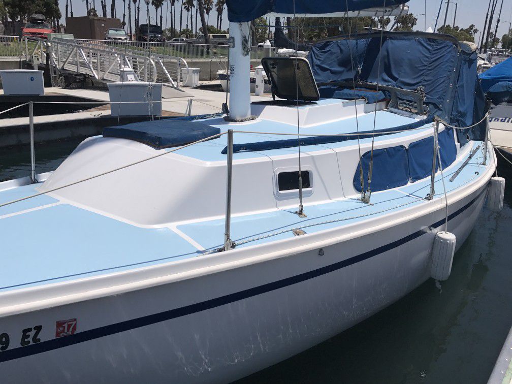 1974 Newport 30 sailboat - Maxed out with upgrades
