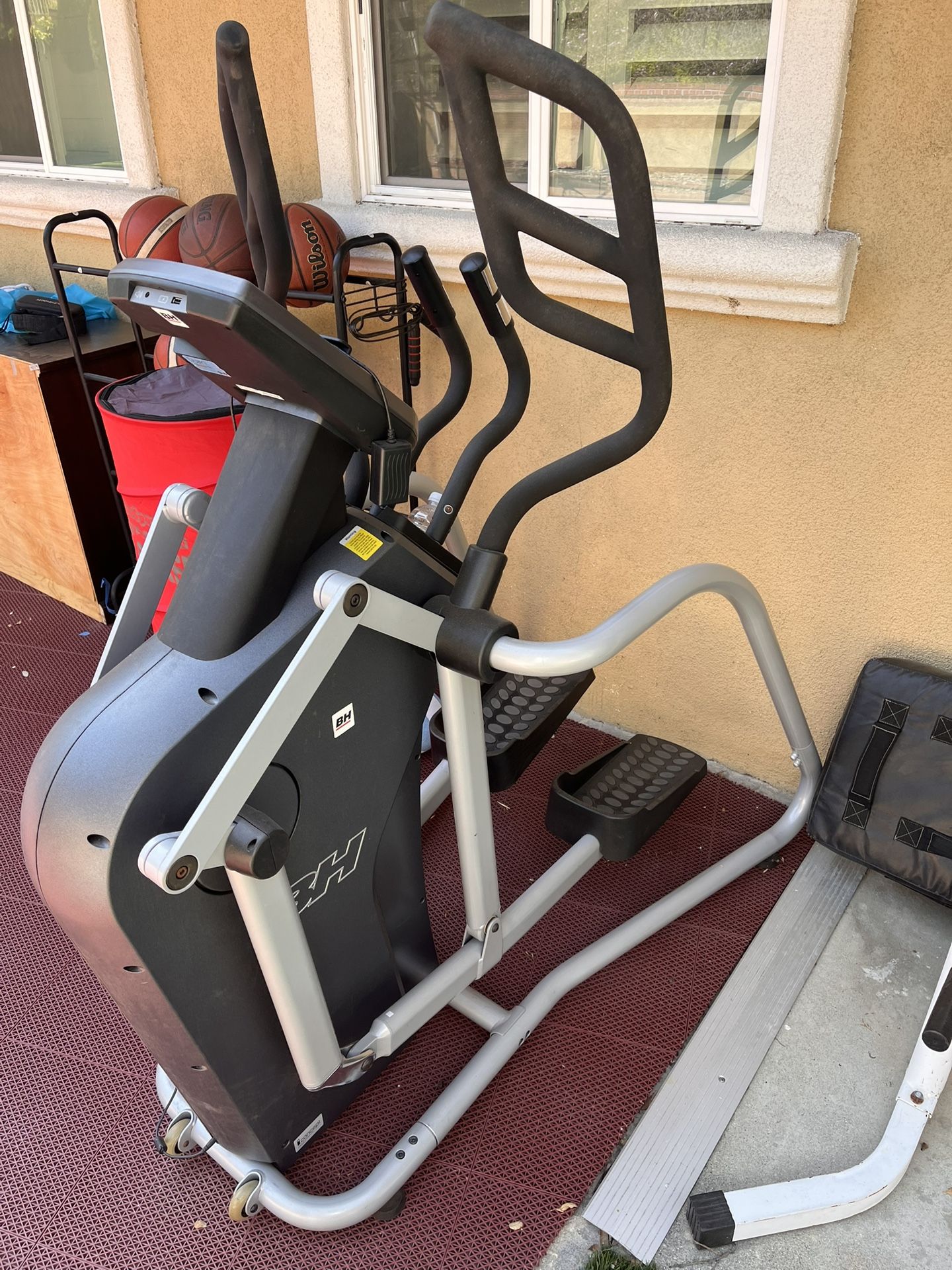 BH Elliptical Training Machine