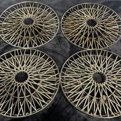 Vintage Wire Wheels 13” Chrome Baskets