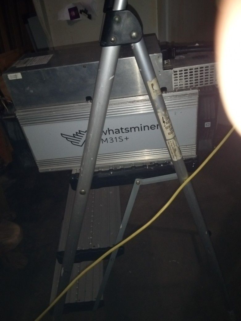 Asic Bitcoin Miner with Everything You need To Plug And Play