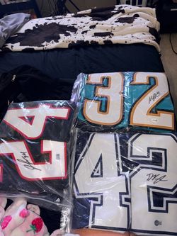 Signed NFL Jerseys
