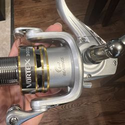 Spinning fishing reel