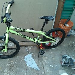 20"bmx Bike Like New 