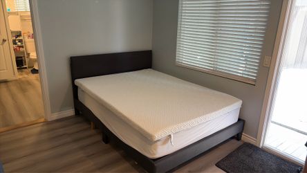 queen size bed frame with matteress and memory foam insert