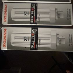 Sylvania 32 Watt 20886 Fluorescent Bulbs  19 New In Box 