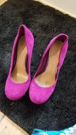 Jessica Simpson high heels