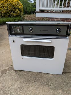 Vintage Hotpoint Built In Oven.