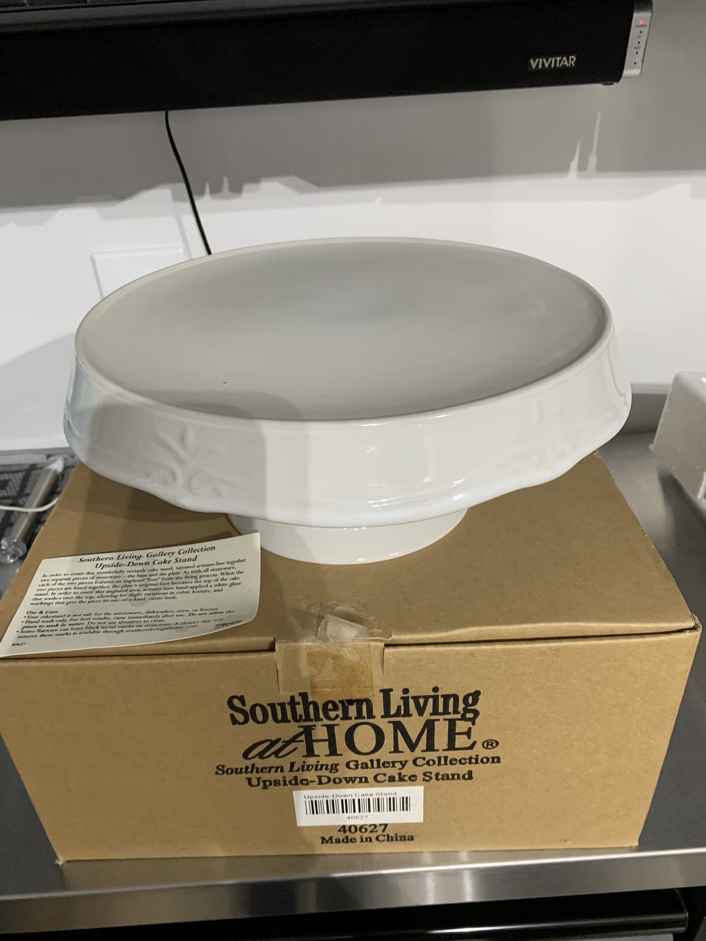 Southern Living Cake Stand