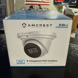 A crest 4k PoE Outdoor Camera