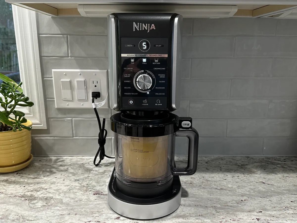 π¨ FOR SALE: Ninja Creami Deluxe β Gently Used, Great Condition!