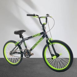 $100 LIKE NEW
Razor High Roller
Freestyle BMX 20" Bike