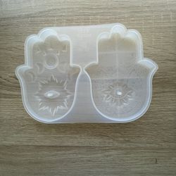 Palm Amulet Rain Mold