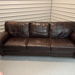 Free For Pick Up Great Leather Couch And bedroom set 