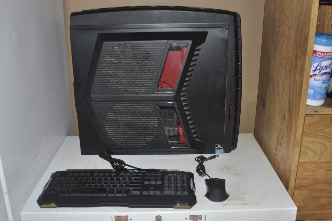 Azza Hurricane 2000 tower PC Case