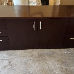 HEAVY desk/ tv stand