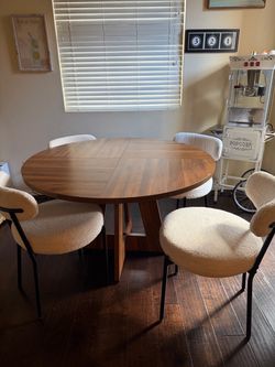 Dining Table Set w/Chairs