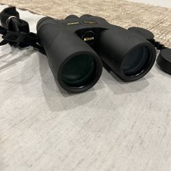 Nikon Prostaff 7S Black Binoculars