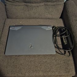 MSI Raider GE76 Gaming Laptop