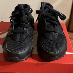 Nike Huarache Shoes