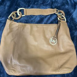 Michael Kors Purse. 