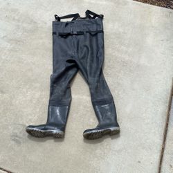 Dunlop Men’s Chest Waders, Steel Toe, Defined Heel, Waterproof Size 13