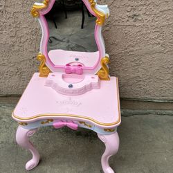 Disney Kids Vanity No Chair