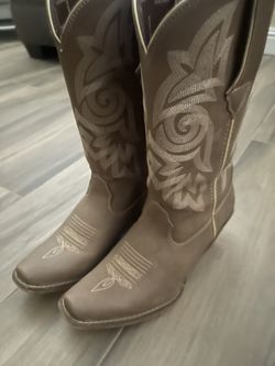 Durango County Boots Size 9
