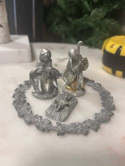 Vintage Christmas Sculpted Pewter Nativity Holy Family Flat Figurine Decoration
