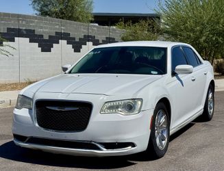 2015 Chrysler 300 Limited 4 Door Sedan