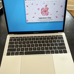 MacBook Pro 13” 2017 8GB