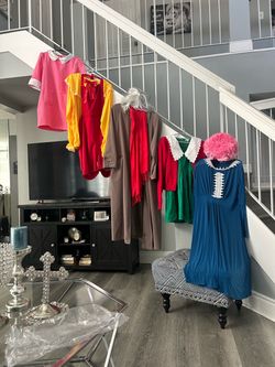 Chavo del ocho party decor in bunch and costume