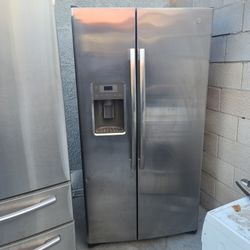 Refrigerator  Ge 
