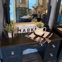 Black Antique Farmhouse Vanity 