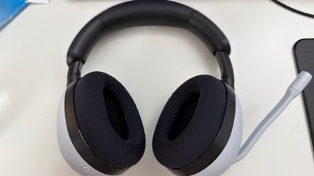 Sony Izone H7 for ps5 and PC