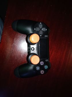 Ps4 controller with kontrol freeks