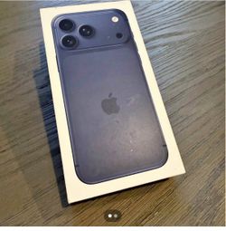 New Iphone 17 pro max 256Gb, deep blue