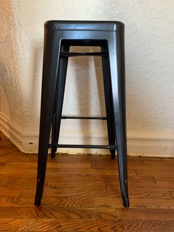 Backless Black Bistro Style Metal Bar Stool