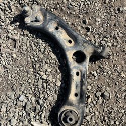2020 Kia Optima LH  Side Lower control Arm 
