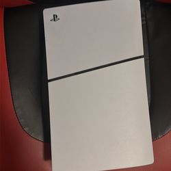 Basically brand new ps5 slim