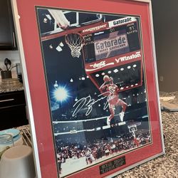 88 MJ SLAM DUNK COMP SIGNED W/ COA 