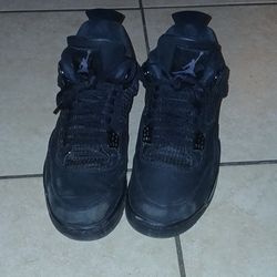 Jordan 4s