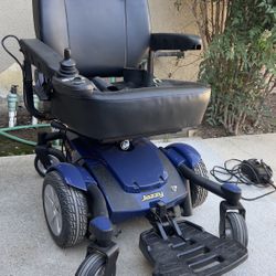 Jazzy Select 6 Power Chair