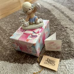 Precious Moments Cheerleader Figure