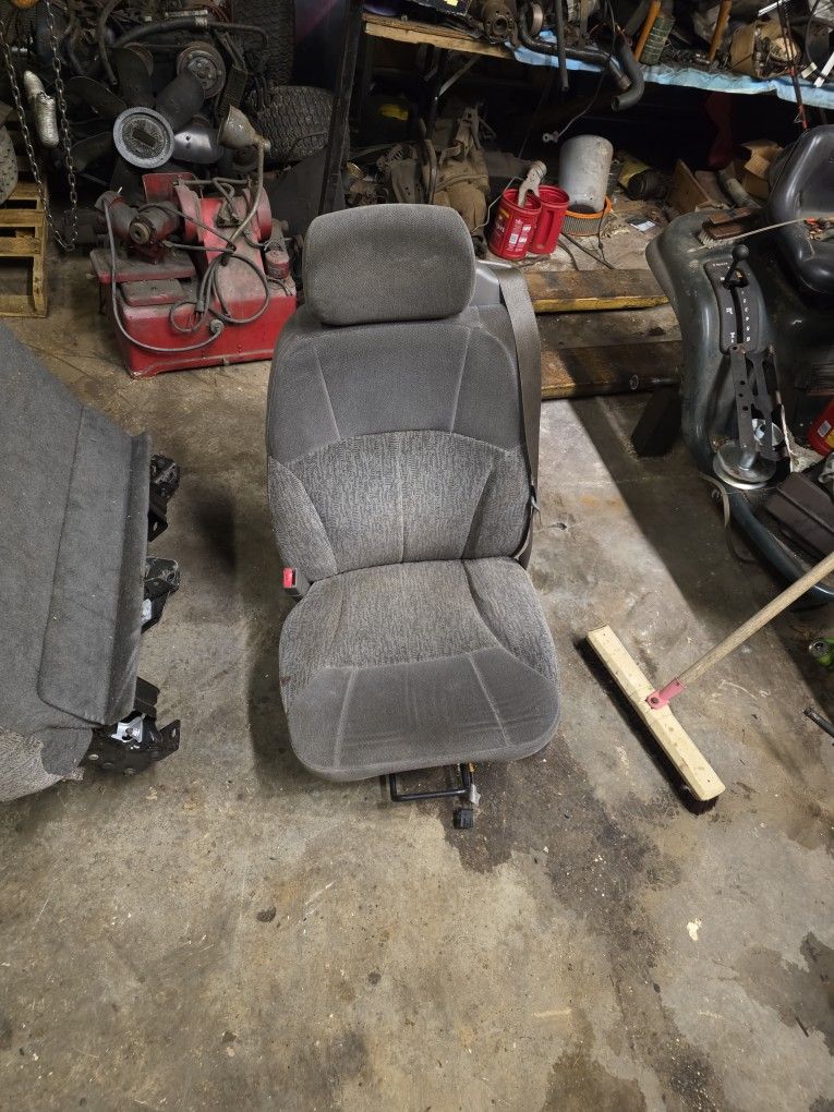 S10 Blazer Seats
